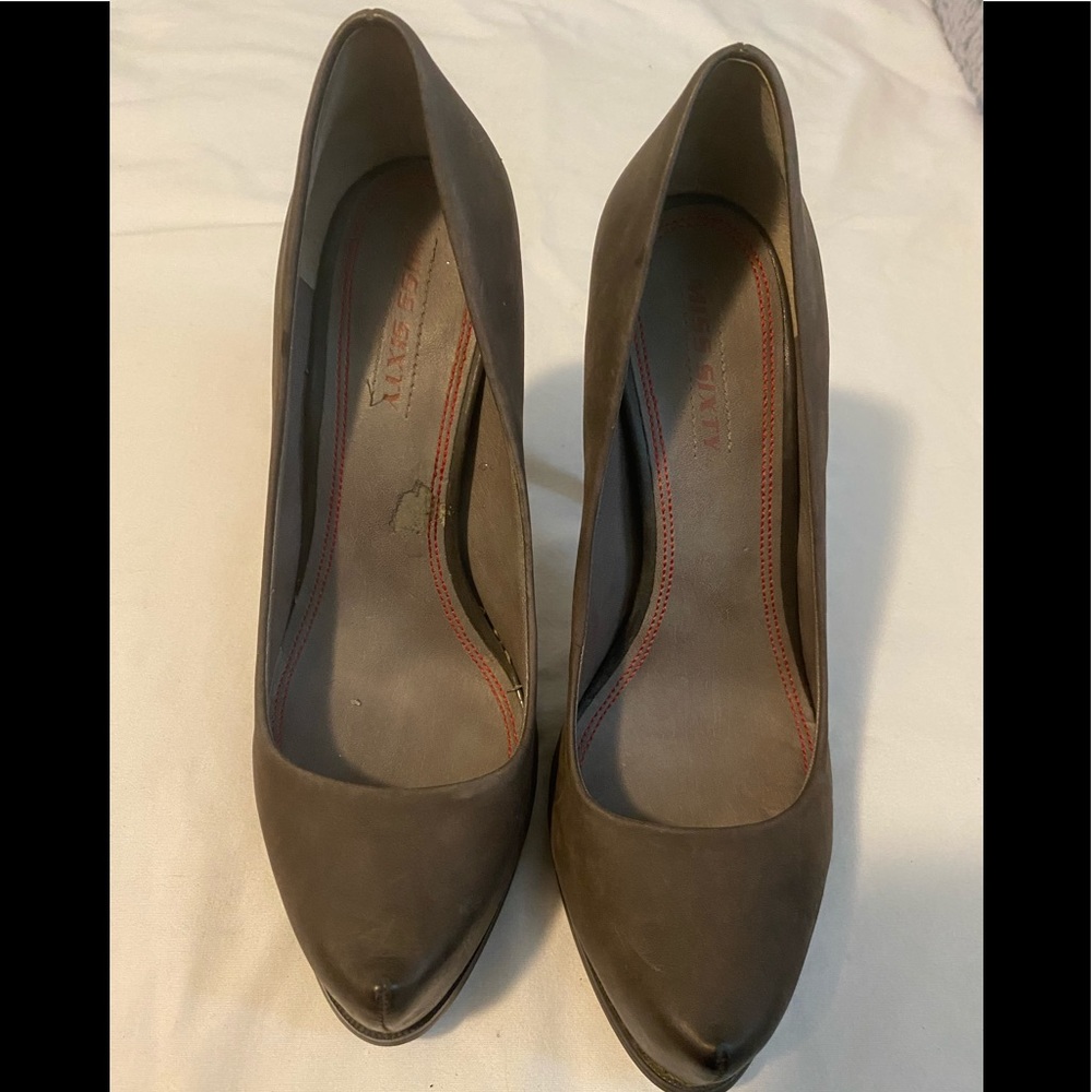Miss Sixty leather pumps